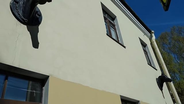 Фигуры лошадей на Коломенской улице. смотреть онлайн