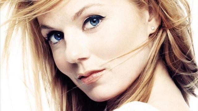 Geri Halliwell - Lift Me Up