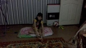 Как сесть на шпагат в домашних условиях