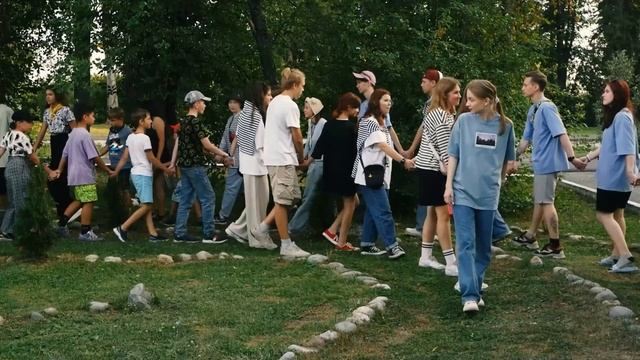 БЫТЬ ВОЖАТЫМ смотреть онлайн