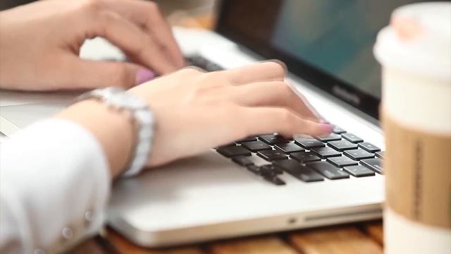 WINX Wifi Smart Socket смотреть онлайн