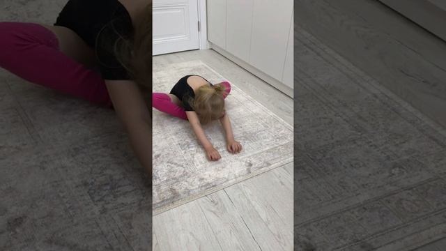 Учимся делать шпагат гимнастика смотреть онлайн