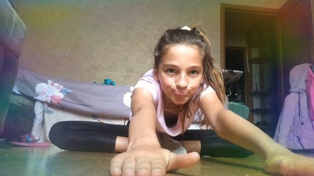 Растяжка 🙈 смотреть онлайн