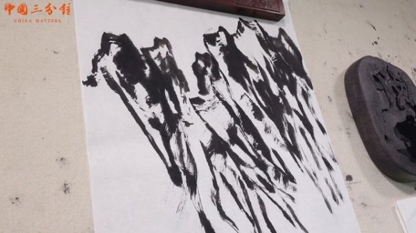 Learn to Draw Steep Mountains in Chinese Landscape Painting