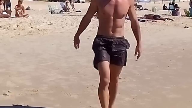 викрутасики на пляжi у Натаньи.mp4 смотреть онлайн