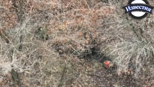 Наземный беспилотник уничтожил замаскированный блиндаж ВСУ смотреть онлайн