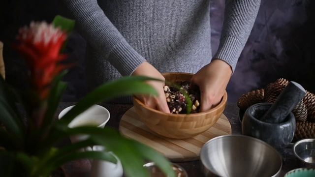 Шоколадная колбаска с сухофруктами и орехами смотреть онлайн