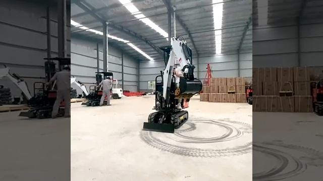 Китайский мини-экскаватор бренда Hightop модель Ht-8