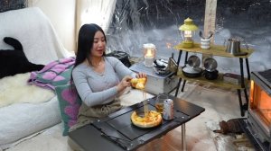 Кемпинг в сильный снегопад. Видео перед сном.