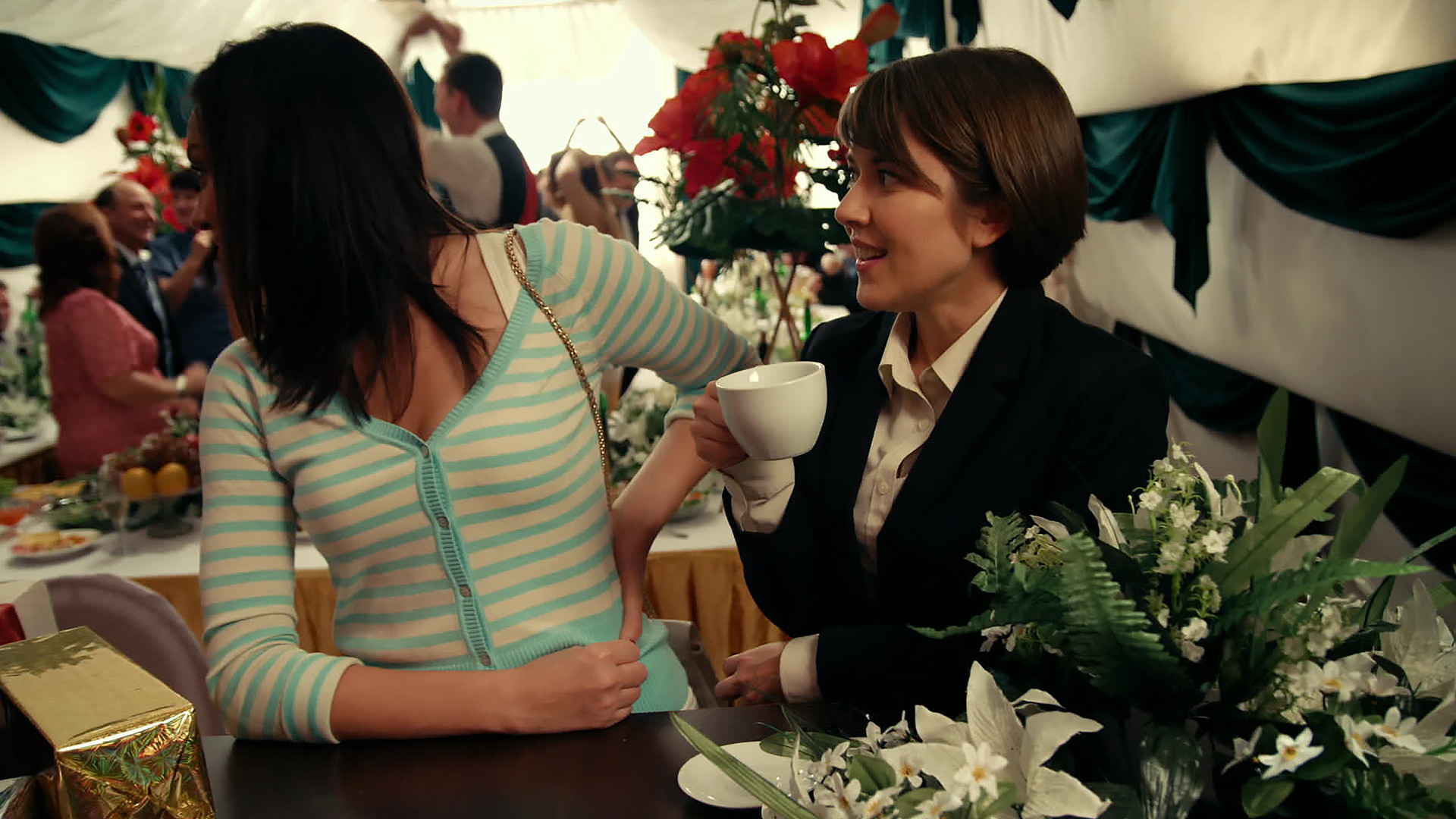 Универ. Новая общага, 2 сезон, 1 серия смотреть онлайн