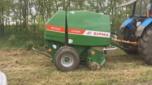 Пресс подборщик SIPMA PS 1210 CLASSIC PLUS с механизмом обмотки рулона сеткой