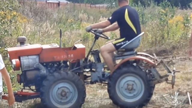 Своими руками строим пляж на озере. Работа кипит. Интузиасты в деле. смотреть онлайн