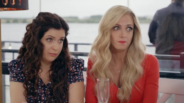 Деффчонки, 5 сезон, 17 серия