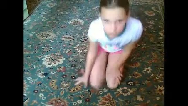 КАК НАУЧИТСЯ ДЕЛАТЬ ШПАГАТ !!!!!!!!!! смотреть онлайн