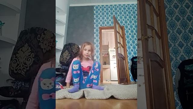 учимся садишься на шпагат смотреть онлайн