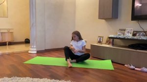 Растяжка и шпагат минус