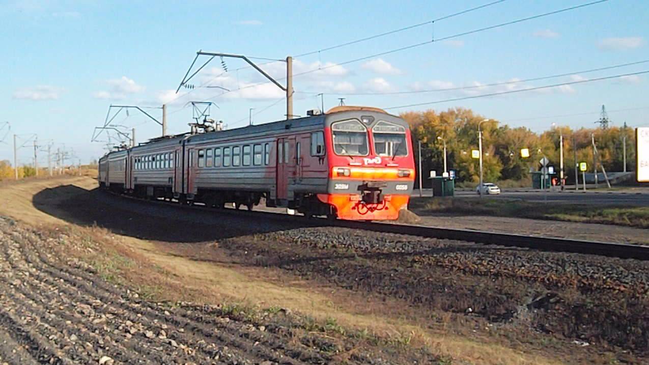 Электропоезд ЭД9М-0056