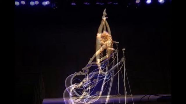 Ермоленко Елизавета(слайд-шоу) Эквилибр на скрипке смотреть онлайн