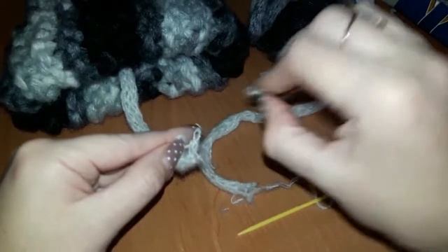 Вяжем теплую шапочку Часть 4 Соединение пряжи ализе кантри