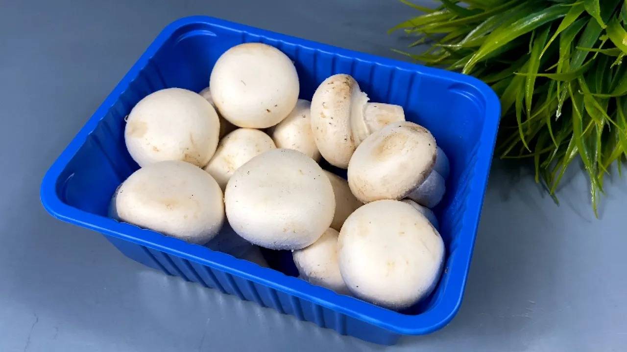 Рецепт для любителей ЭКСПЕРИМЕНТОВ! Таких шампиньонов в МАГАЗИНЕ не купишь! Просто и вкусно ОЧЕНЬ! смотреть онлайн