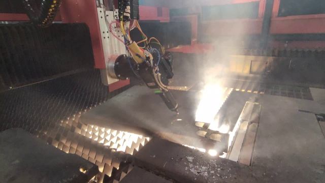 Станок лазерной резки с ЧПУ Tokagama CUT Smart Pro Plus