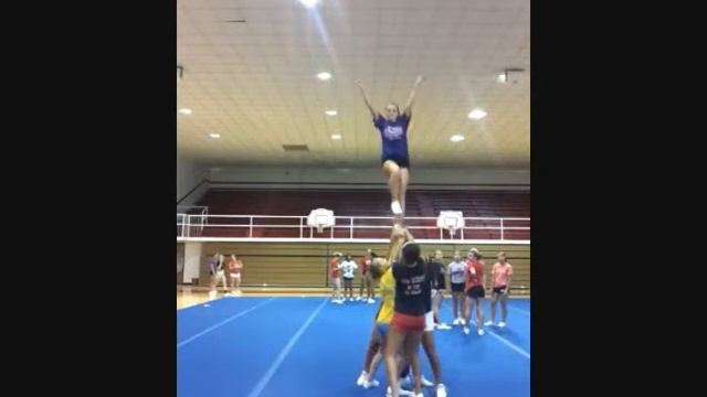 Tic Toc (not as an entry) смотреть онлайн