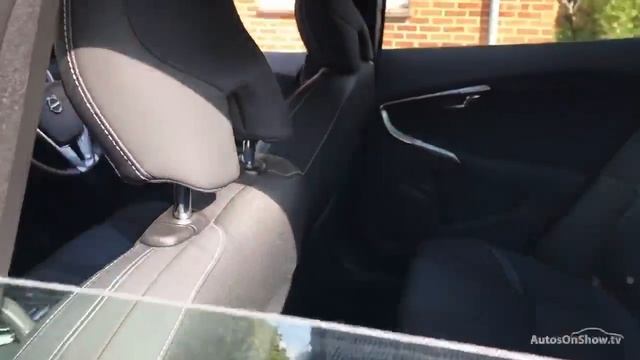 GY66KYN VOLVO V40 T2 MOMENTUM NAV PLUS BLUE 2017, Cambria Doves Horsham смотреть онлайн