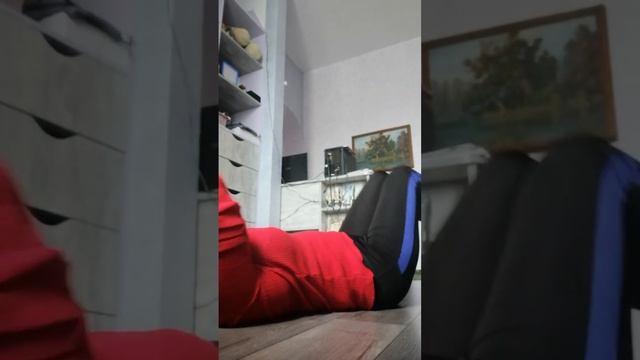 Пробуждает в статике пресс, остальное ножки. Спокойно и мягко. смотреть онлайн