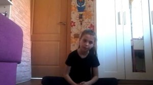 😦-Как сесть на шпагат? Смотри видео до конца и ты узнаешь!