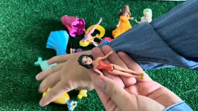 Elsa Doll Dress Transformation ~ DIY Miniature Ideas For Barbie~ Wig, Dress, Faceup, And More!