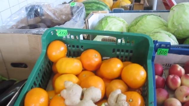 Цены на чеснок и другие овощи на местном рынке. смотреть онлайн