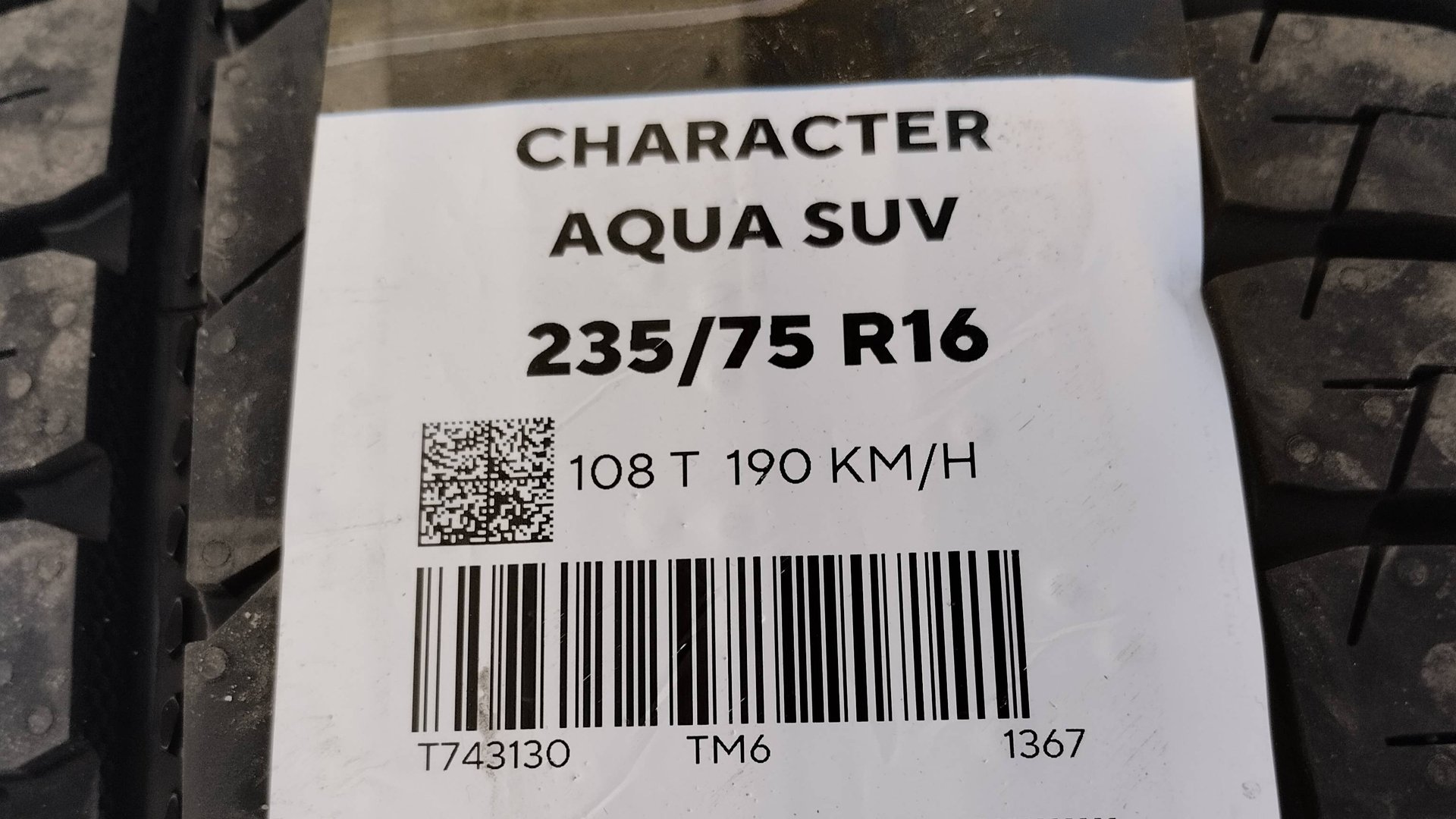 Ssang Yong Kyron D20DT DSI6 "Ikon Character Aqua SUV 235/75 R16 108T" смотреть онлайн