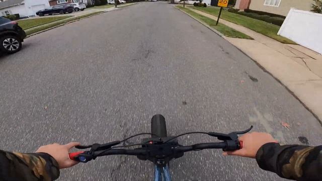 (Super73 adventures) Riding thru rich neighborhood смотреть онлайн