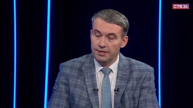 В прямом эфире Правительства Севастополя Виталий Денисов рассказал,  о том что сделано за 11 лет