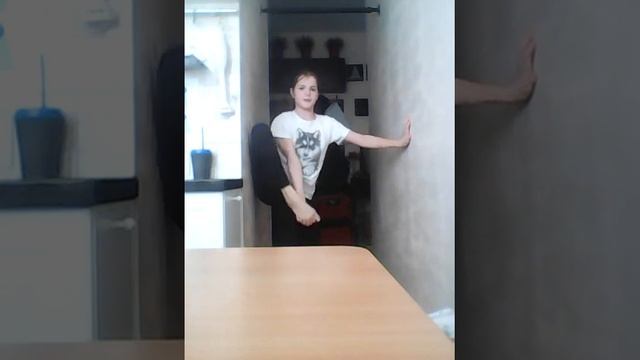Как научиться делать шпагат смотреть онлайн
