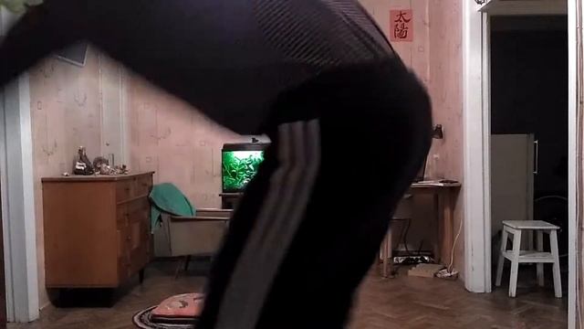 Домашний слеклайн. Ходьба боком смотреть онлайн