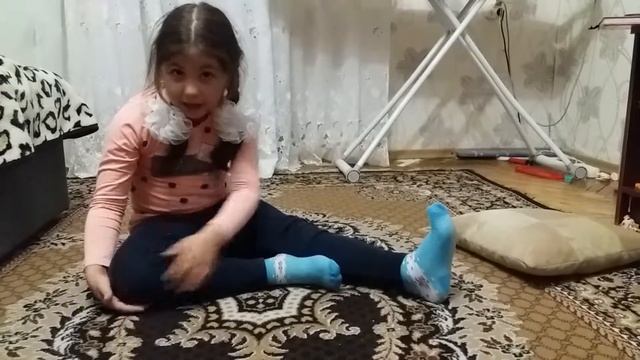 Разминка для шпагата/ как сесть на шпагат / смотреть онлайн