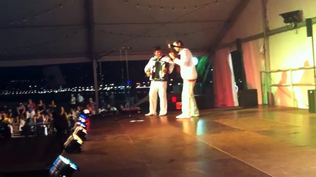 MUSICIENS RUSSES - violoniste et accordéoniste - NICE - PACA - Côte d'Azur смотреть онлайн