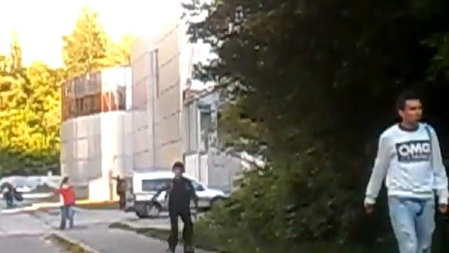 Я гоняю на велосипеде вмести с Скорпионом смотреть онлайн