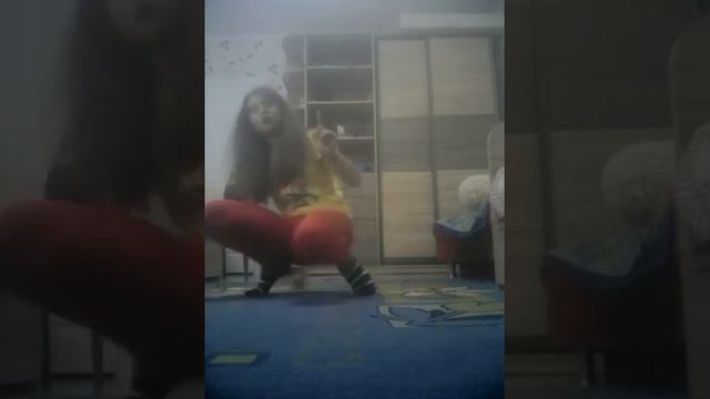 Садимся на шпагат за месяц при тренировках 20 минут в день. смотреть онлайн