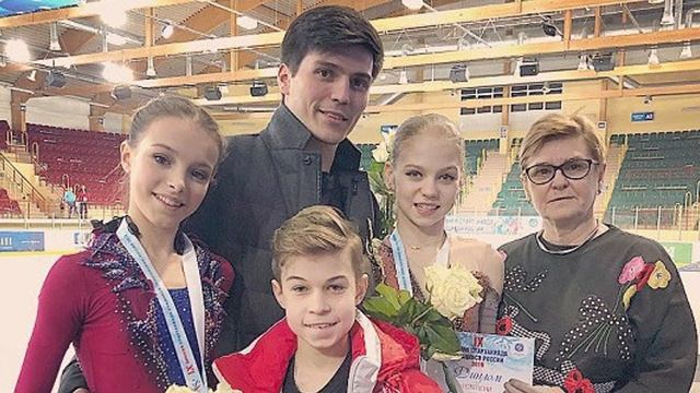 Почему уход Розанова для группы Тутберидзе страшнее ухода Трусовой смотреть онлайн