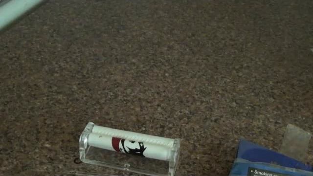 how to use a zig zag cigarette roller смотреть онлайн