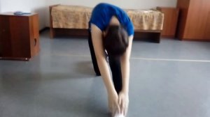 Как быстро сесть на шпагат.