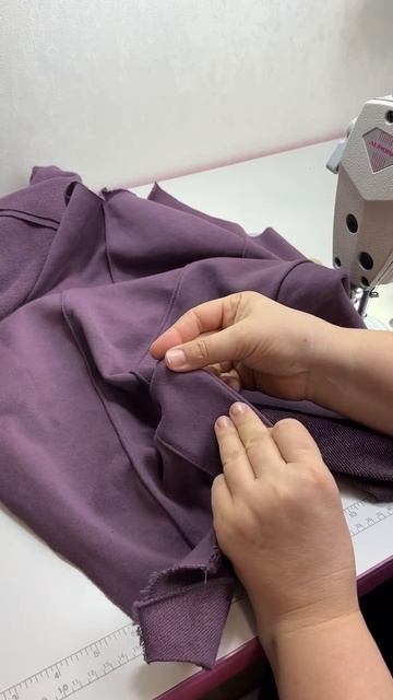 Отстрачиваю защипы по швам смотреть онлайн