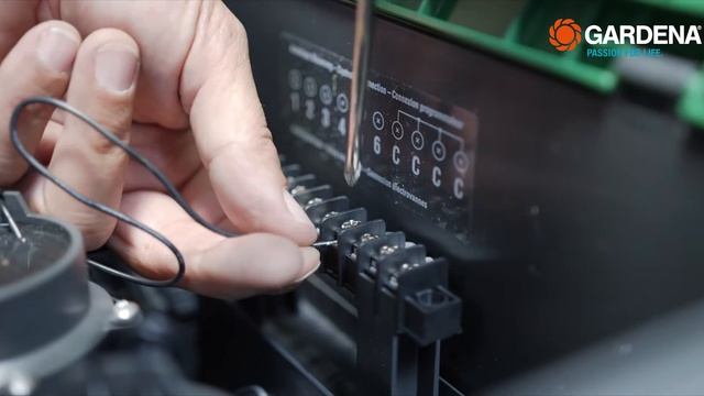 GARDENA smart Irrigation Control - How to (Chapter 5/6: Installation Irrigation Valves) смотреть онлайн