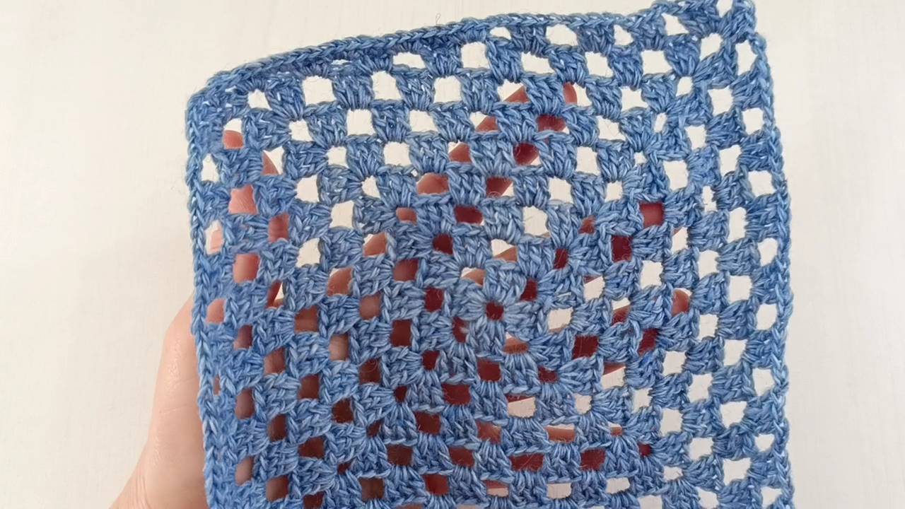 Как сделать скос плеча в бабушкином квадрате без отрыва нити смотреть онлайн