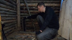 Землянка двухкомнатная. Как приготовить кролика. Вертел на костре