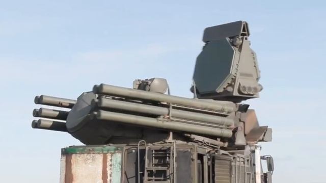 Ростех поставил в войска новую партию ЗРПК "Панцирь-С". В зоне СВО комплекс давно доказал свою. смотреть онлайн