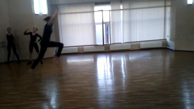 Я прыгнула колесо без рук смотреть онлайн