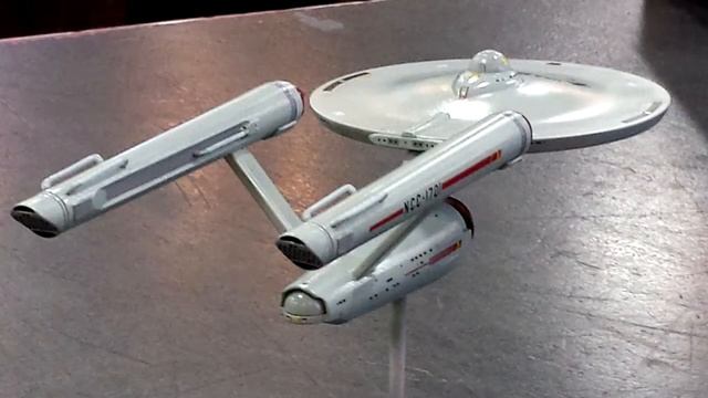 1/1000 Star Trek United Starfleet Starship Semi-Spectacular Slideshow!!! смотреть онлайн